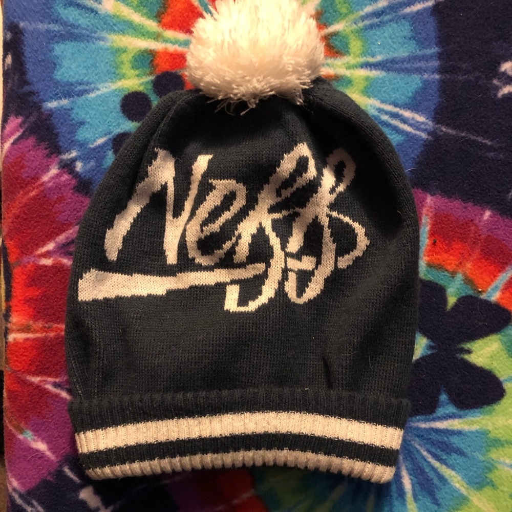 Neff Pom Pom Beanie